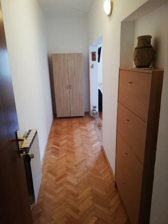 Studio Apartman Antonia Rtina Luaran gambar
